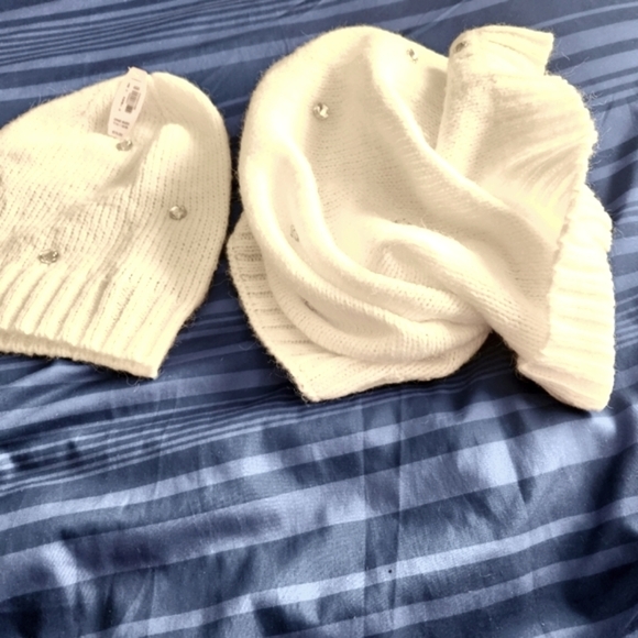 Victoria Secret head and neck warmers - Picture 1 of 3
